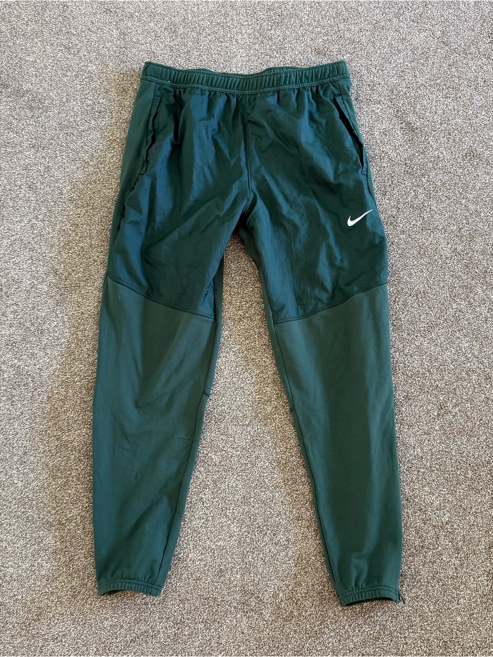 Nike Men's Dark Green Athletic Joggers with White Swoosh - Sz M